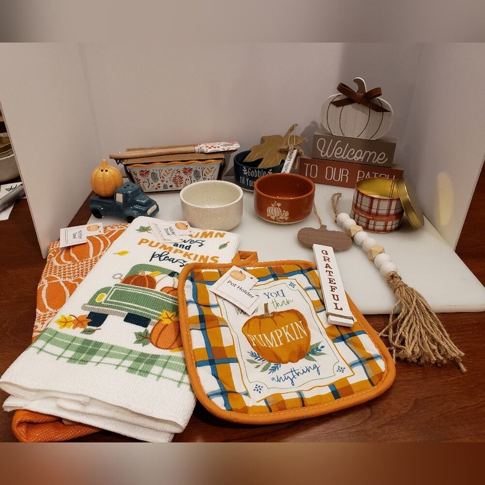 New Cottage Core Farmhouse 13 piece lot/bundle Fall home‎ inspirational p…